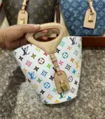 Elegant Mini Bag – Luxury in Every Detail - Image 4